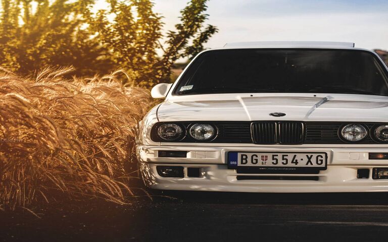Bmw 325i Wallpaper - Download to your mobile from PHONEKY