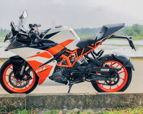Ktm Rc200 Wallpaper - Download to your mobile from PHONEKY