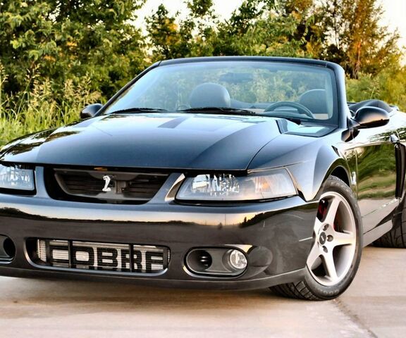 Cobra: Quái thú trên bánh xe 🐍🚗