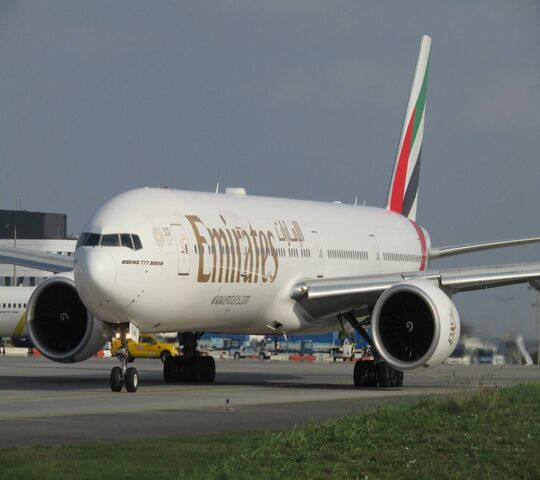 Emirates B777-300er Wallpaper - Download to your mobile from PHONEKY