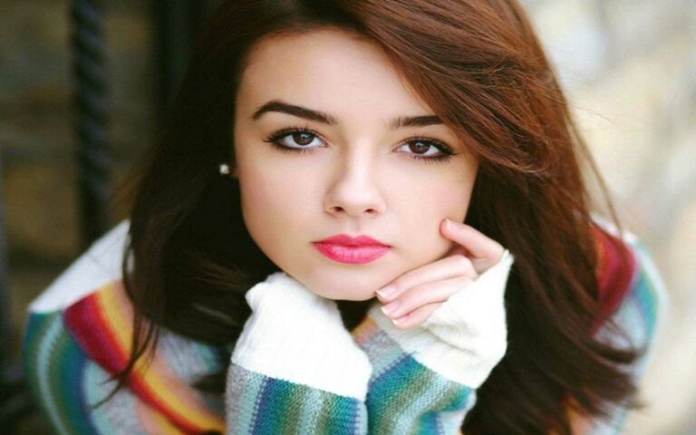 Beautiful Girl Wallpaper - Download to your mobile from PHONEKY Beautiful Girl Wallpaper - Download to your mobile from PHONEKY