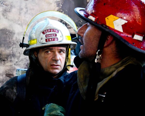 Bravery in Action: The Firefighter's Duty 🔥🚒 Wallpaper - Download to ...