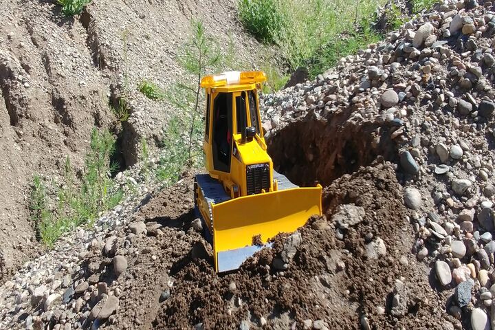 Custom Crawlerz D5: The Mini Excavator Marvel 🚜 Wallpaper - Download to ...