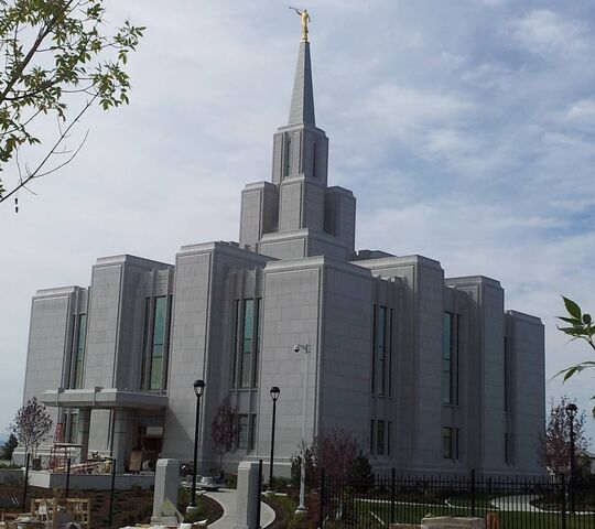 Calgary Temple Wallpaper - Download to your mobile from PHONEKY