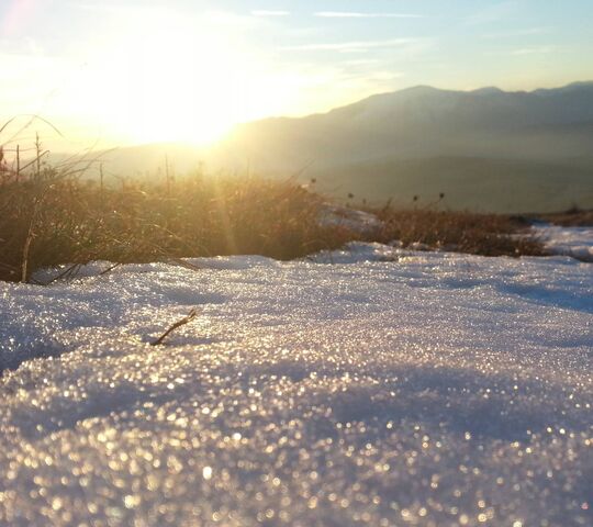 Cold Sun Wallpaper - Download to your mobile from PHONEKY