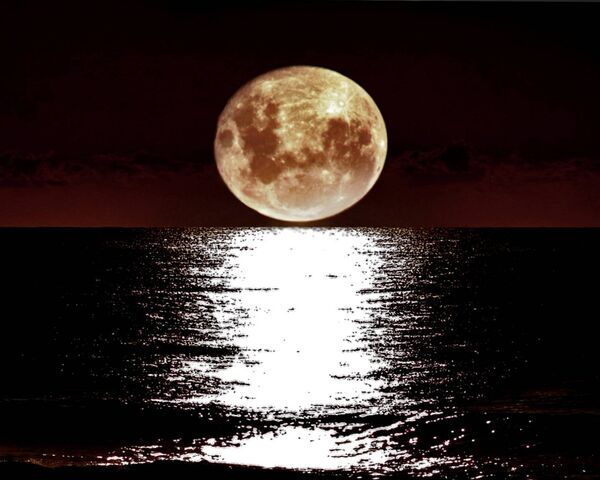 Nice Moon Hd Wallpaper - Download to your mobile from PHONEKY