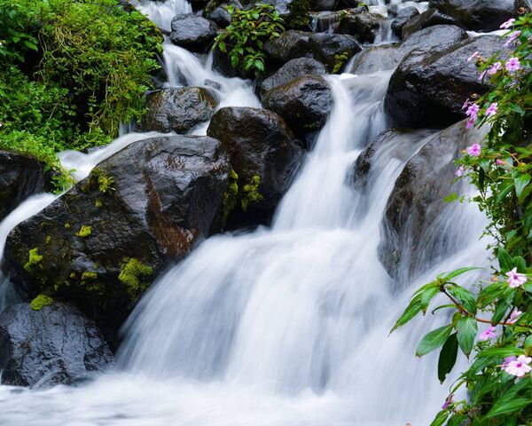 Waterflow Wallpaper - Download to your mobile from PHONEKY