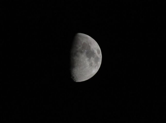 Moon Wallpaper - Download to your mobile from PHONEKY