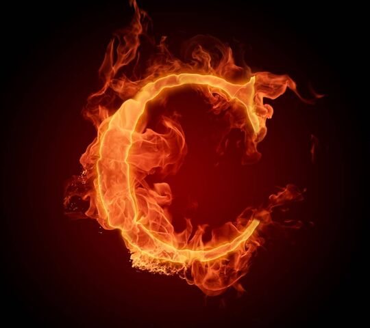 Đốt cháy chữ C: Một màn trình diễn rực lửa! 🔥