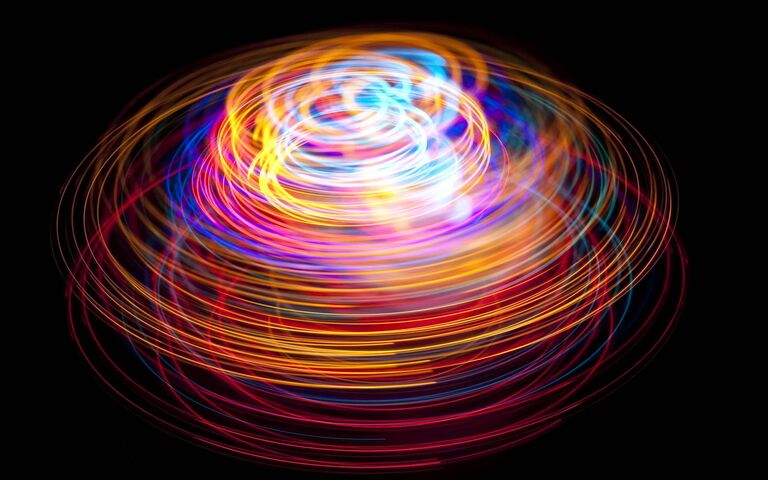 Light Loops Wallpaper - Download to your mobile from PHONEKY