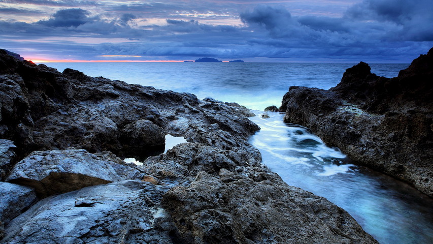 River Leading To Ocean Wallpaper - Download to your mobile from PHONEKY