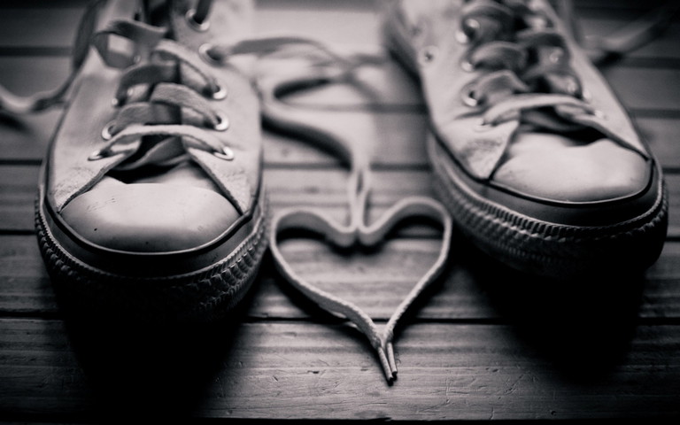 Converse Sneakers Love
