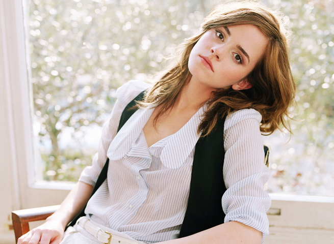 Emma Watson Wallpaper Download To Your Mobile From Phoneky