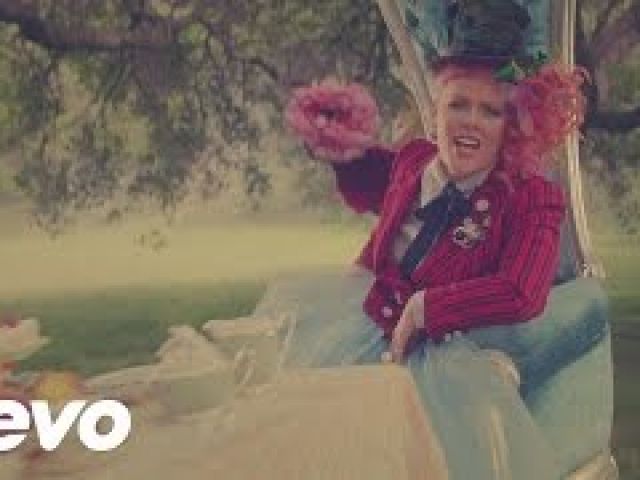 P!nk - Just Like Fire