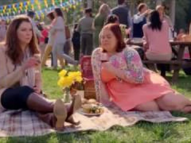 Gilmore Girls: A Year in the Life Trailer