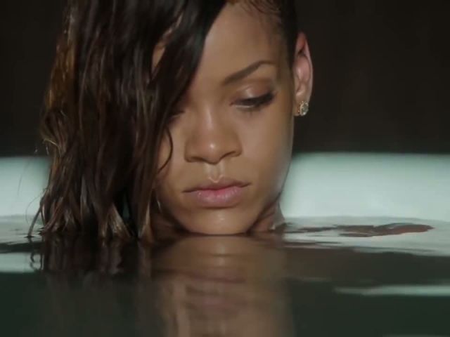 Funny Rihanna in the bath