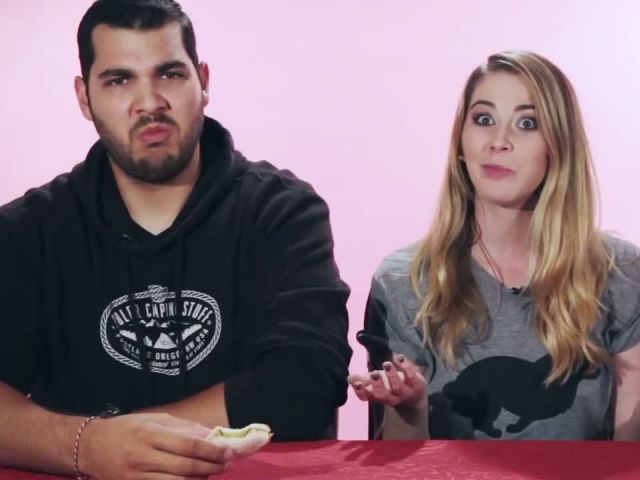 People Try Bizarre Food Combinations That Oddly Work