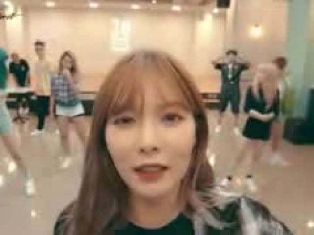 HyunA(현아) - '어때 (How's this)' Choreography Practice Video