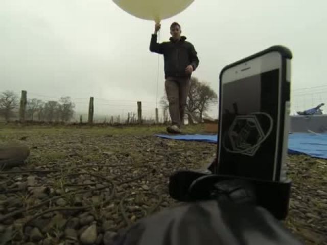 iPhone 6 in Space! HD balloon flight to 101
