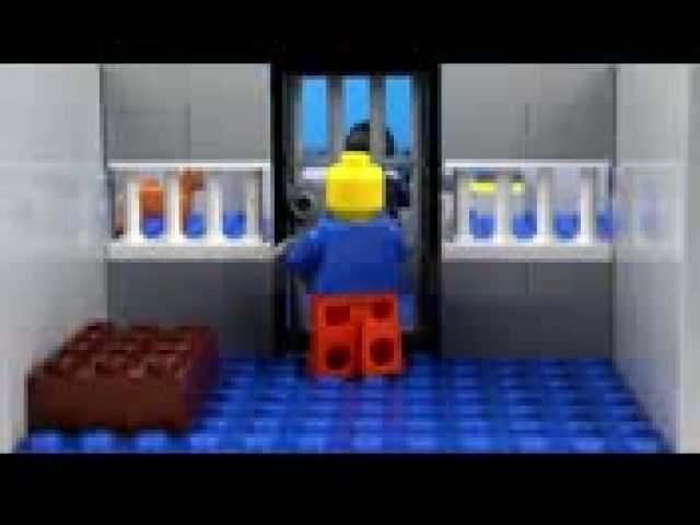 Lego Prison Break - Lego Stop Motion Video