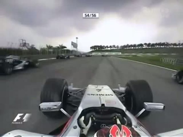 Kimi Räikkönen crash at Sepang 2006