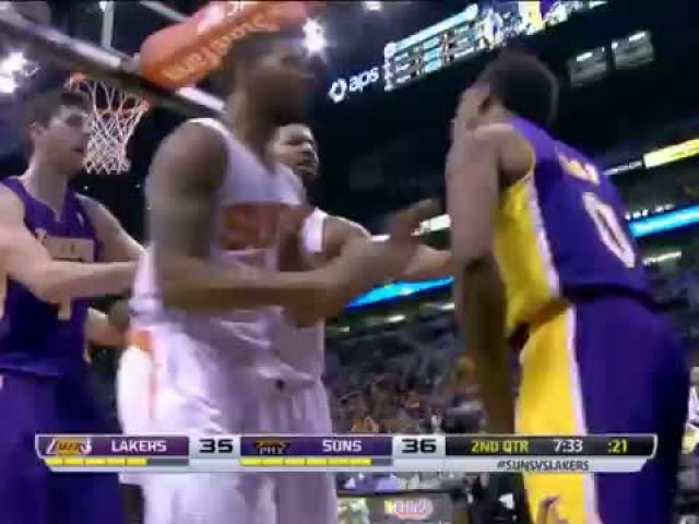 Nick Young punches Dragic and Len and gets ejected - serious fight! - Lakers vs Suns (01.15.2014)
