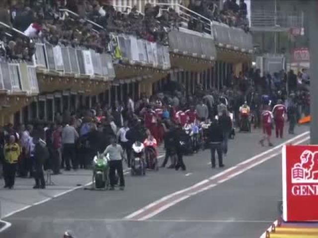 Valencia 2014 - Ducati in Action