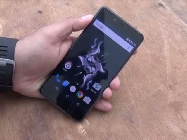 OnePlus X First Look