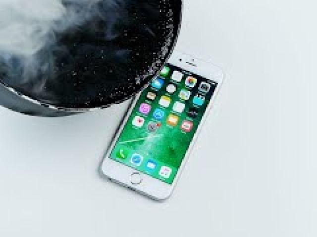 Don't Pour Hot Molten Tar on an iPhone 6S!