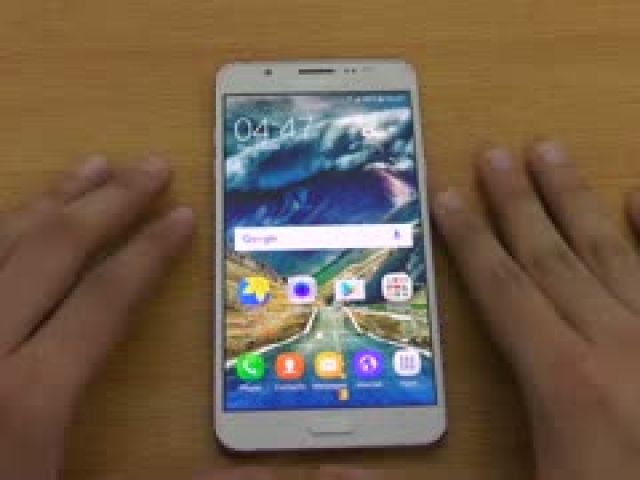 Samsung Galaxy J7 2016 - Full Review!