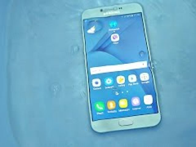 Samsung Galaxy A8 (2016) - Water Test - Will it Survive?