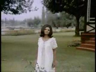 Mere Bechain Dil Ko Chain - Hindi Romantic Song - Aamne Saamne