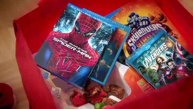 Spiderman and Iron Man wrap xmas present