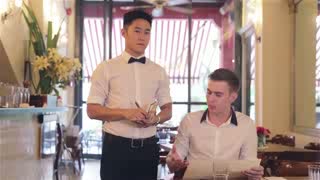 14 Types of Waiters in Singapore