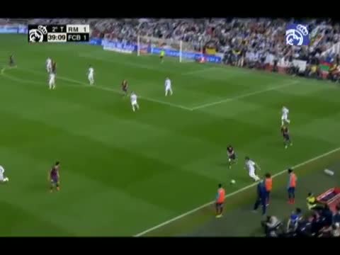 Gareth Bale's incredible goal against Barcelona - Copa del Rey Final 2014